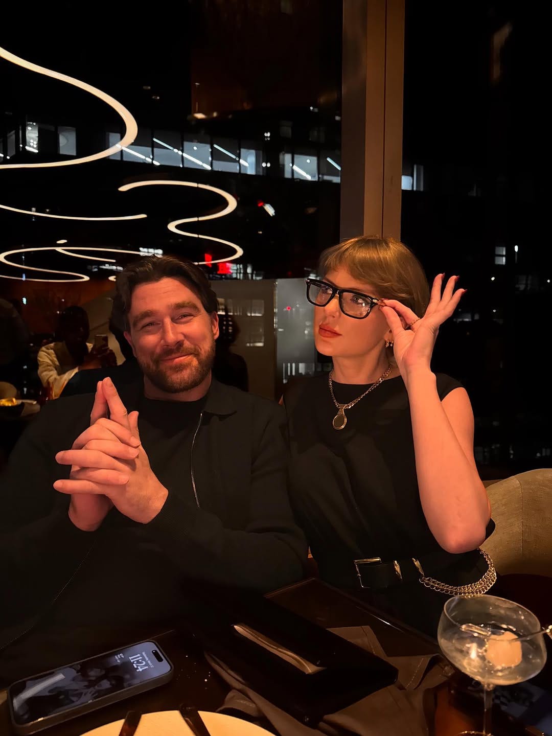 Travis Kelce Goes Public on $350 Million Prenup Fine: “As Her Husband, Taylor Must Always…” See More