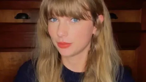 Taylor Swift Breaks Silence on Why She Wants Travis Kelce to Cut Off His Mother, Donna, After Wedding: “Because I Don’t…” See More