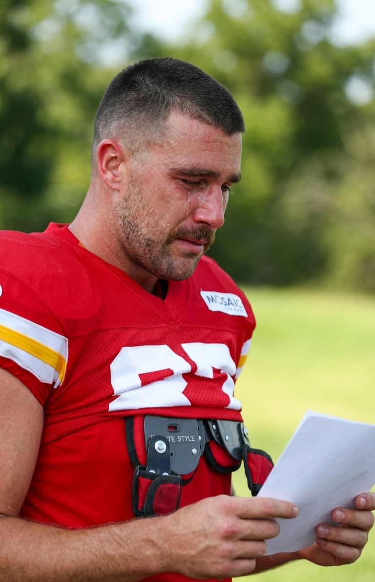 Travis Kelce Debuts Bold New “El Travador” Mustache for His 1-Month Wedding Anniversary Before Breaking Down in Tears at Chiefs Training Camp When Taylor Swift Sends a Surprise Field Delivery