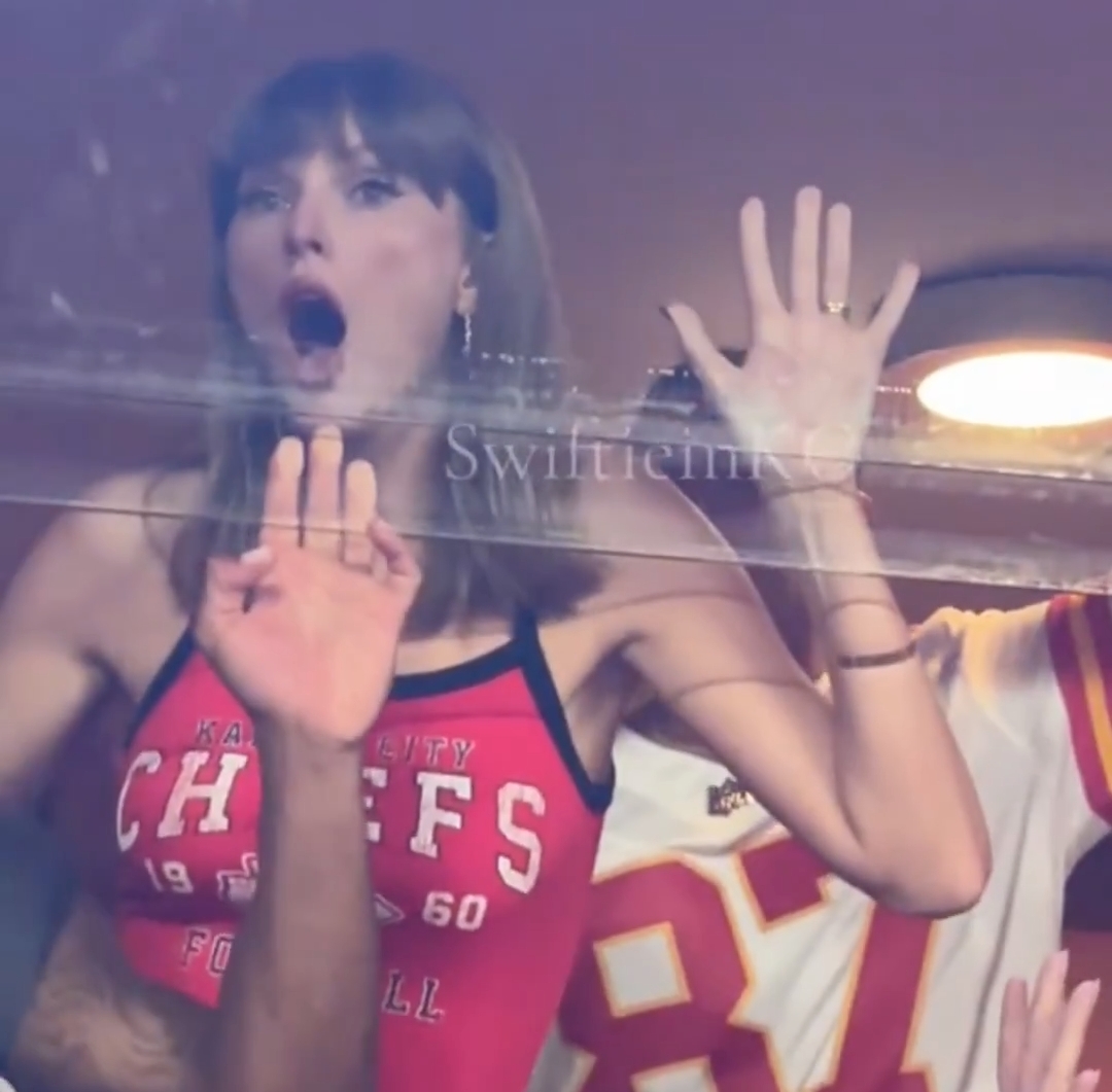 Taylor Swift, Husband Travis Kelce, His Mom Donna Kelce, Scott and Andrea Swift Spotted at 1587 Prime Steakhouse Celebrating the Chiefs’ Stunning 33-30 Win Over the Colts - Taylor Steals the Spotlight Across the Restaurant With a Special Celebratory Kiss for Travis, but What Has Fans Going Crazy Is Her Proudly Showing Off Her $1 Million Diamond Ring and Yelling “That’s My Husband” Again Before Taking Over the Dance Floor With Hilarious Dance Moves - See the Full Never-Before-Seen Clip