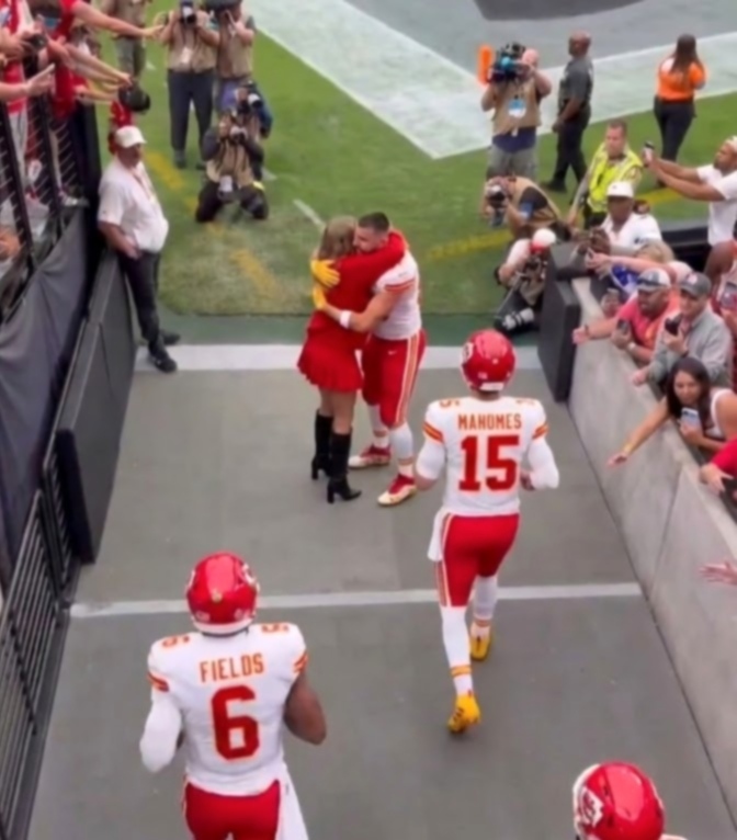 Taylor Swift Breaks NFL Protocol Again and Rushes to Hug Husband Travis Kelce as He Leads the Charge Onto the Field at Allegiant Stadium for Chiefs vs. Raiders Game