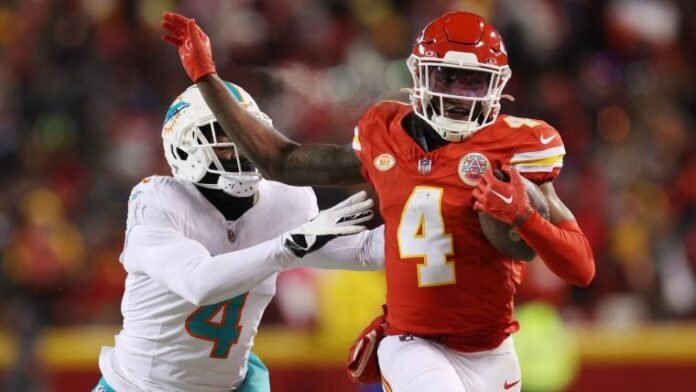 Rashee Rice, Travis Kelce become Patrick Mahomes' clear-cut favorite weapons in Chiefs win over Dolphins