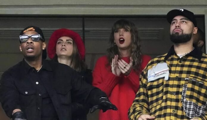 Taylor Swift mocked by Baltimore Ravens players in front of Travis Kelce