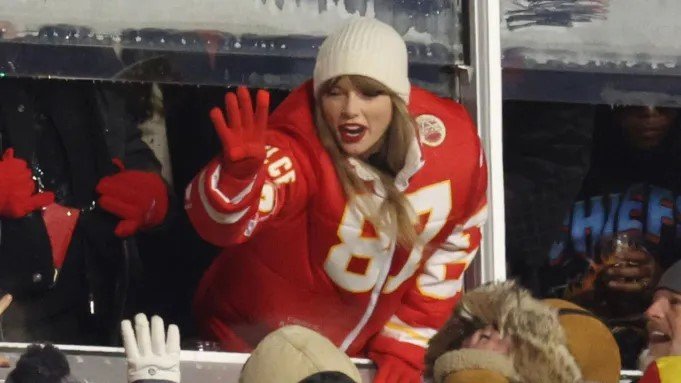 Taylor Swift is definitely in her WAG era. Here are all the moments you might've missed from her appearance at the Chiefs-Dolphins playoff game.