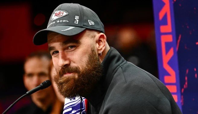 Travis Kelce deflects question about a possible engagement to Taylor Swift "No engagement for now, we are..."