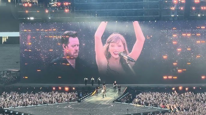 Taylor Swift's ex-boyfriend screaming "I still love you" while watching her at a concert while Travis Kelce was with the Chiefs