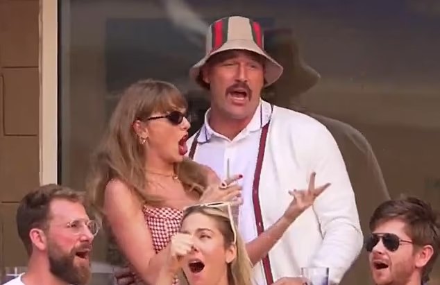 Taylor Swift and Travis Kelce slammed for 'trash' behavior at US Open final after viral moment: 'Pure cringe'