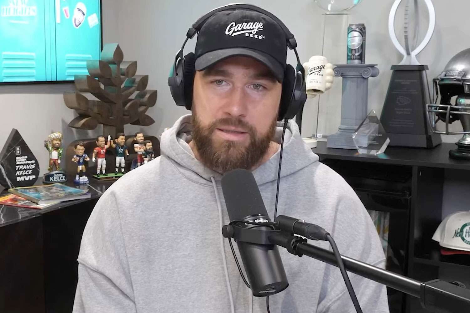 Travis Kelce Reveals He And Taylor Swift Are Taking A Break—Says They’re Currently Not In Touch As He’s Growing Tired Of The Relationship