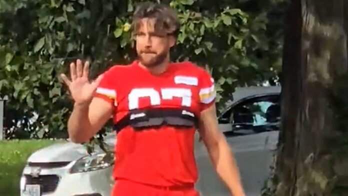 LOOK: Travis Kelce Debuts Fresh Haircut at Chiefs Training Camp — Taylor Swift Worried It’ll Attract Other Women!