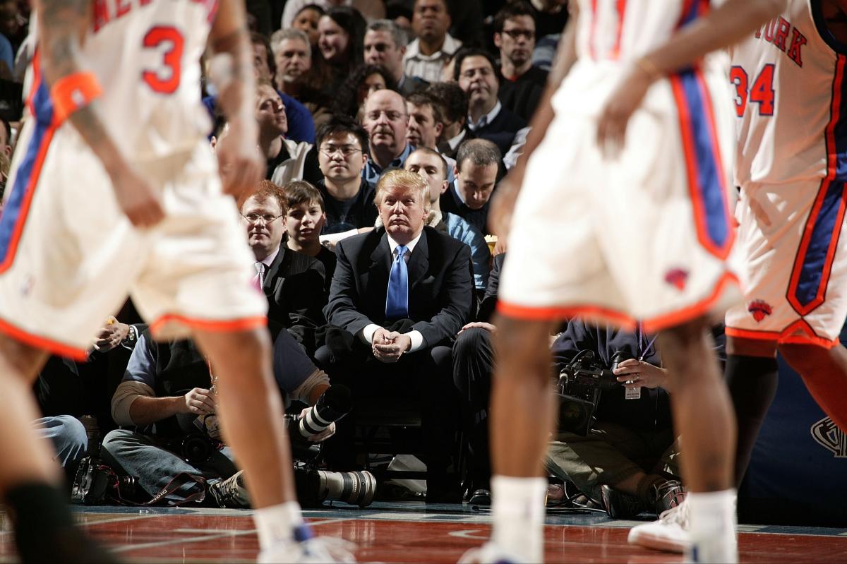 20 Minutes Ago: Donald Trump Passes Away Shortly After Arriving at the Knicks NBA Finals Game 3 at MSG and Meets the Loudest Boos