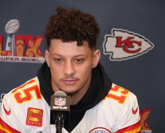 Patrick Mahomes in tears announce tragic news: "My wife and three kids are..." See more