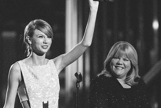 TRAGIC LOSS: In Florida, the family of 68 Year Old Andrea Swift, beloved mother of popstar icon Taylor Swift, shockingly announced that she has been confirmed...full details