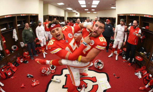 CHAOS IN THE CHIEFS LOCKER ROOM - Travis Kelce and Patrick Mahomes Reportedly Clash Just Hours Before the Chiefs vs. Rams Game at Arrowhead as Tensions Suddenly Explode and Teammates Rush to Step In... See What Really Happened