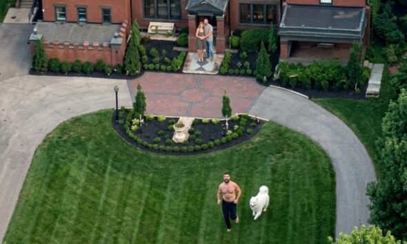 Shirtless Jason Kelce Spotted Moving Into Taylor Swift and Travis Kelce’s $5.35 Million Ohio Lakefront Mansion, Only to Be Chased by Their Dog Wendy After His Wife Kylie Kelce Sent Him Packing for Refusing to Close the Toilet Seat... See the Full Hilarious Clip