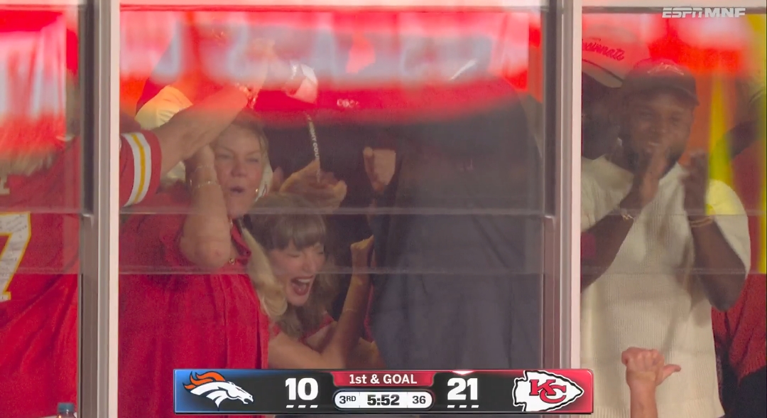 See the Adorable and Hilarious Moment Taylor Swift Almost Tore Her Brother-in-Law Jason Kelce’s Arm Off After Her Husband Travis Kelce Scored a Touchdown During the Chiefs vs. Broncos Home NFL Season Opener… See the Priceless Moment